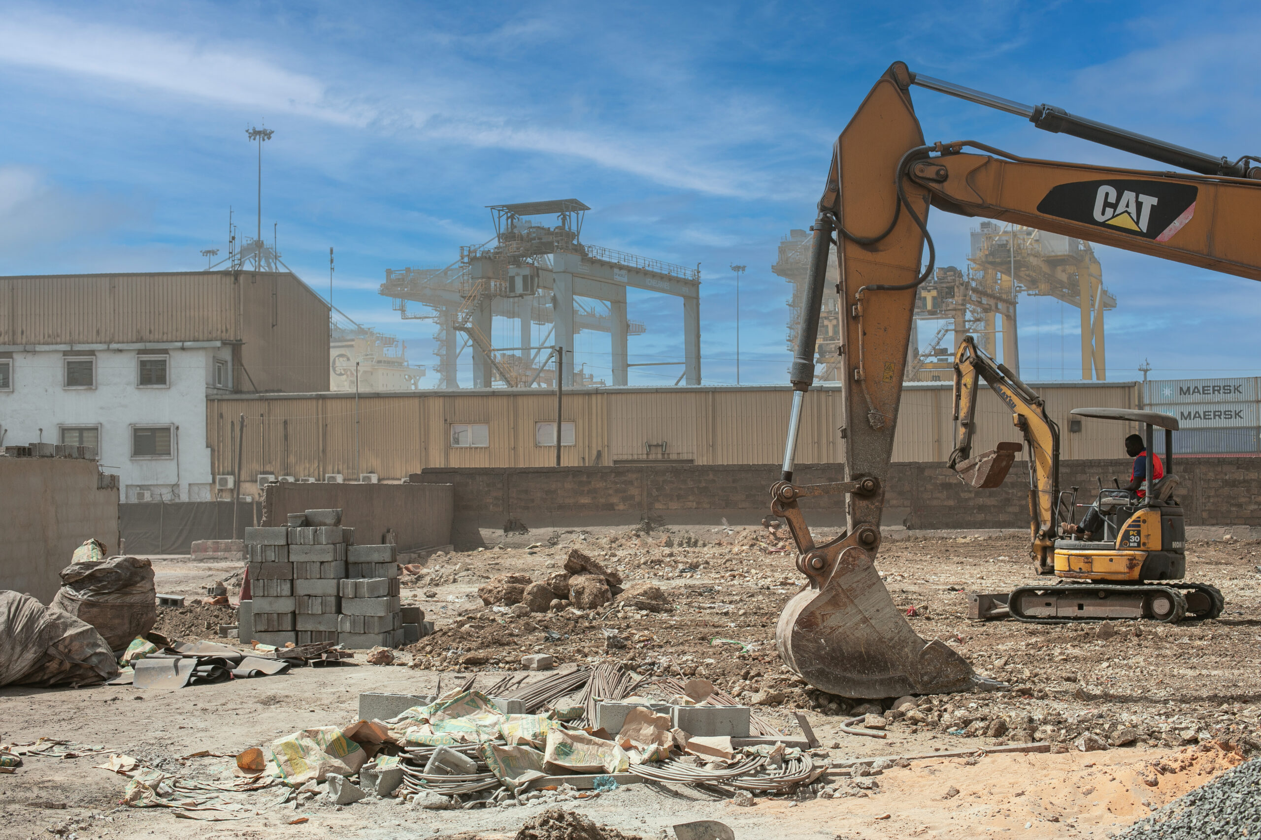 Construction dépôt stockage de bitum - pendant